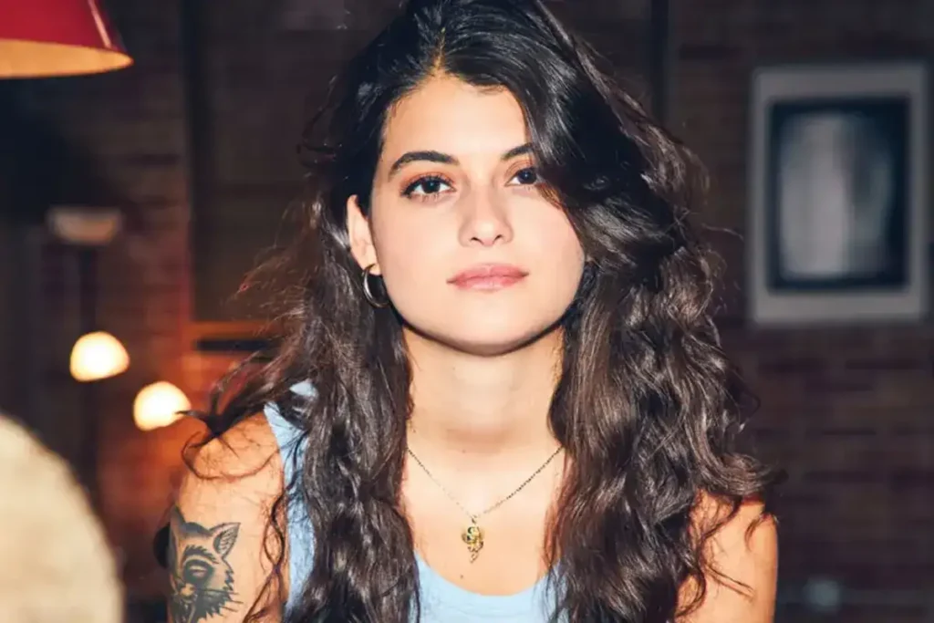 sofia black-d'elia net worth